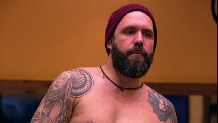 Caruso chama a produção do BBB18 às pressas e Kaysar tem reação inesperada