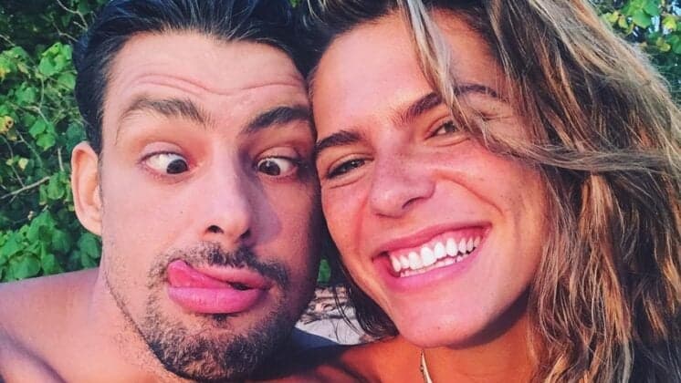 Cauã Reymond aceita se casar com Mariana Golfarb, mas faz exigência para a namorada; saiba qual