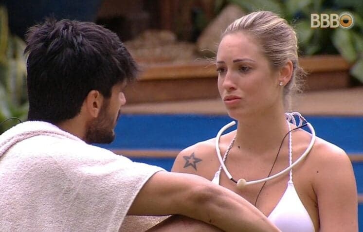 BBB18: Após polêmica, Jéssica vai parar no confessionário e Lucas questiona