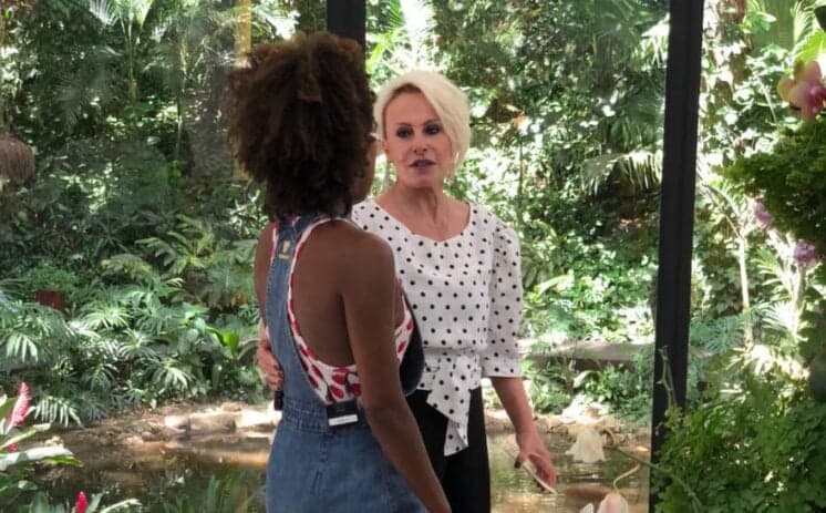 Nayara dá patada em Ana Maria Braga e diz que entrou no BBB18 por cota