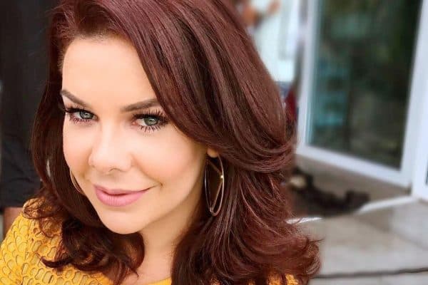 Fernanda Souza radicaliza com mudança no visual e resolve ficar morena