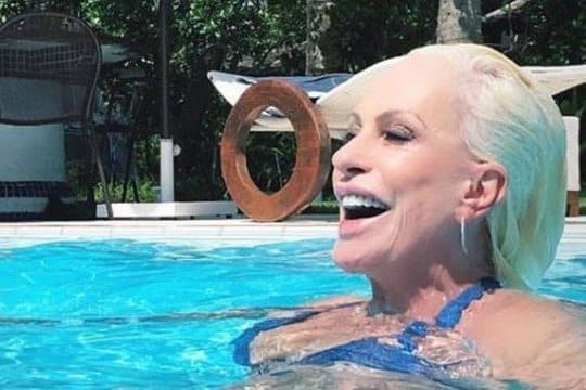 De férias, Ana Maria Braga revela vício em trabalho, e admite: "Paguei o preço"