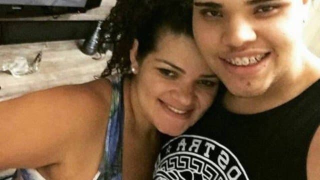 Após polêmica, ex-esposa de Naldo resgata posts antigos do filho com declarações de amor