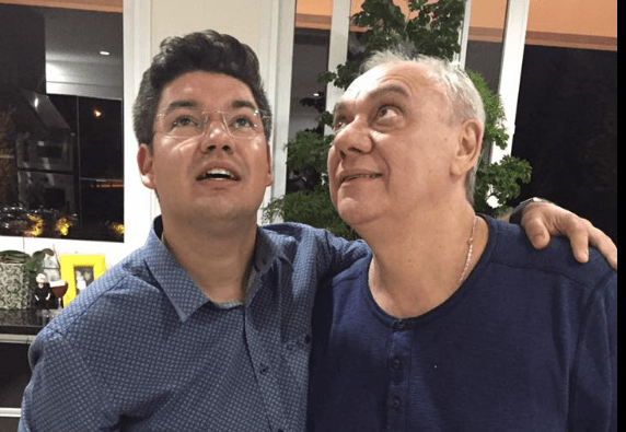 Record lançará novo telejornal matutino e apostará em repórter apadrinhado por Marcelo Rezende
