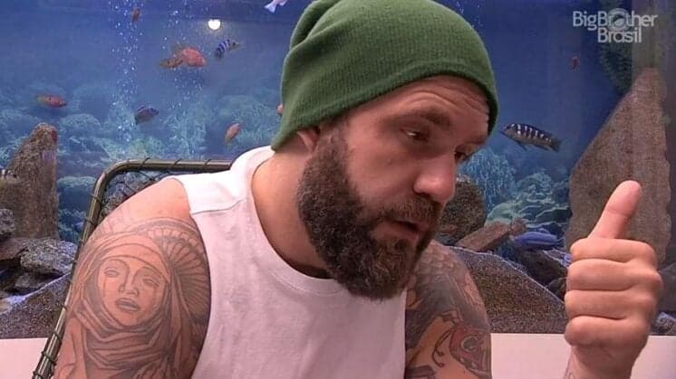 BBB18: Caruso faz desabafo e pede perdão à família de Lucas por comentário