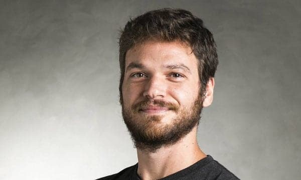 Emílio Dantas grava cenas da novela 'Segundo Sol' no Carnaval do Rio