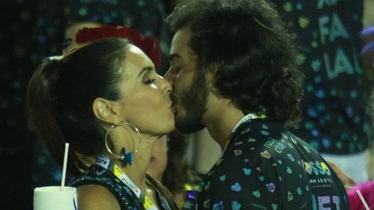 Fátima Bernardes e Túlio Gadelha trocam beijos e ela afirma: "me sinto mais bonita"