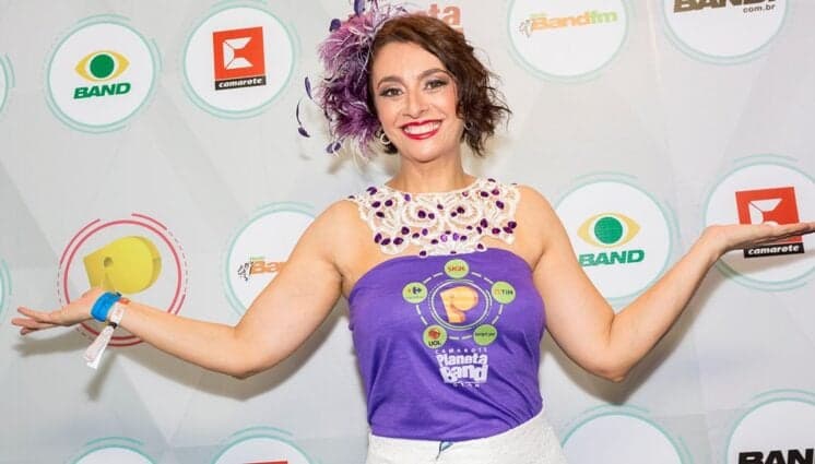 Catia Fonseca é anunciada oficialmente na Band e revela detalhes do novo programa
