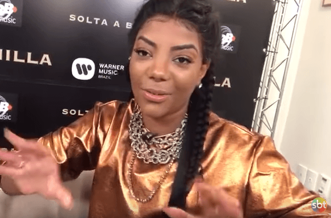 Ludmilla pretende investir na carreira internacional e revela que já 'pegou' fã