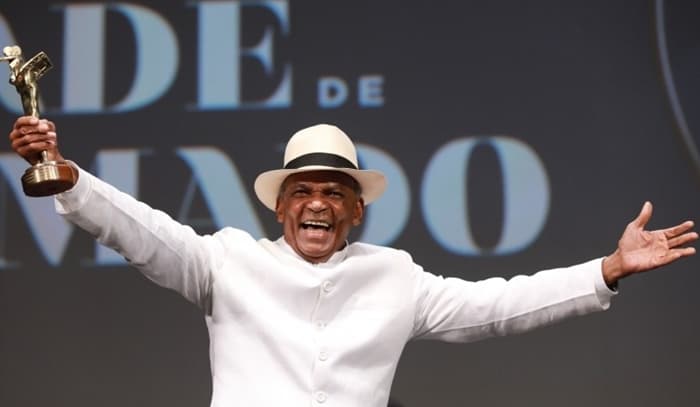 Antonio Pitanga acerta seu retorno à Globo e viverá pai de santo em novela