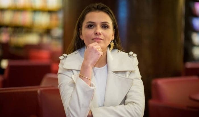 Monica Iozzi critica o padrão de beleza e dá sua opinião sobre o aborto