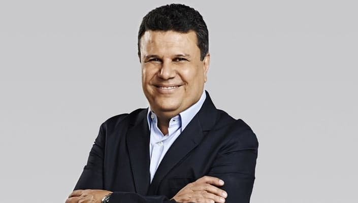 Principal narrador da Band, Téo José é dispensado pela emissora após 12 anos
