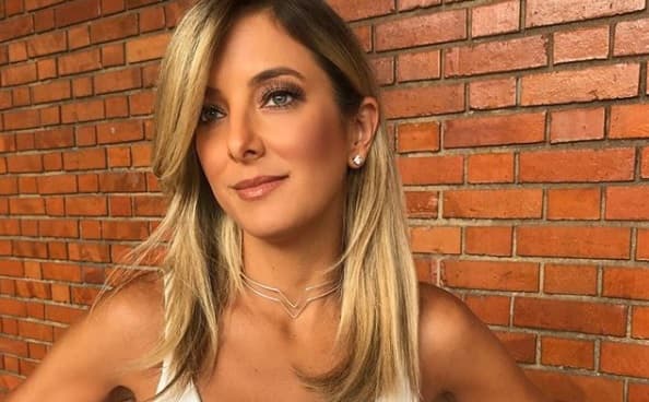 Ticiane Pinheiro, posta foto com Mariana Rios, Vera Viel e Marcella Fogaça em dia na piscina e arranca suspiros dos internautas