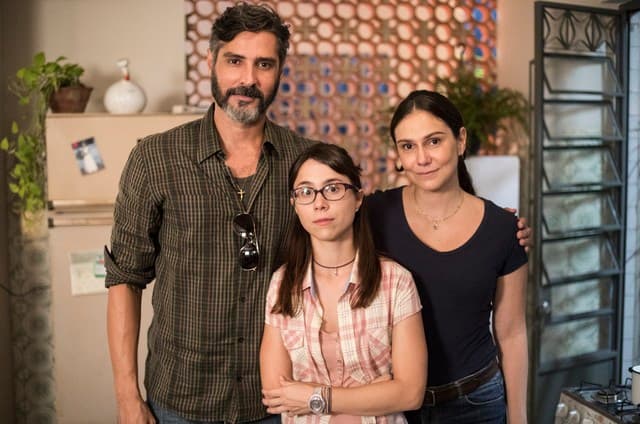Malhação: Segredo de Benê é revelado após ela ser humilhada pelo pai