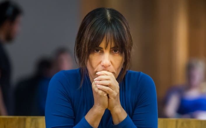 Saiba como Beth poderá salvar a vida de Adriana em O Outro Lado do Paraíso