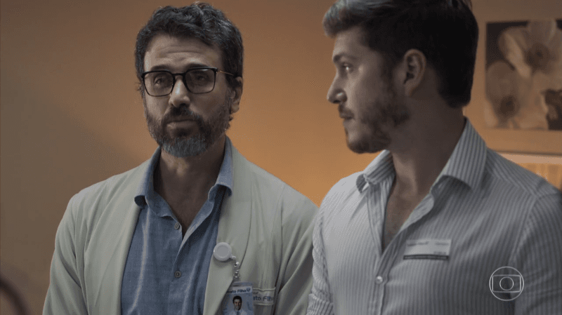 Samuel (Eriberto Leão) em cena de O Outro Lado do Paraíso (Foto: Reprodução/Globo)