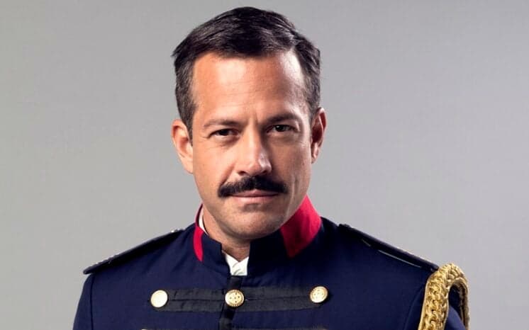 Malvino Salvador estreia em Orgulho e Paixão interpretando um coronel que carrega um grande segredo