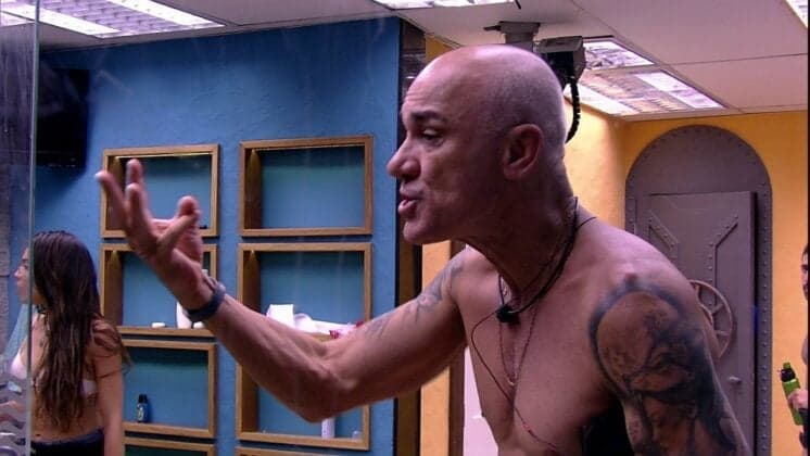 Participante do BBB18 acusa Globo de favorecer Viegas em prova do anjo