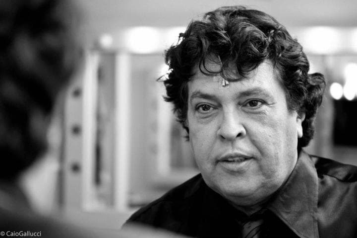 Sidney Magal critica falta de originalidade dos cantores modernos: "Todos se parecem muito"