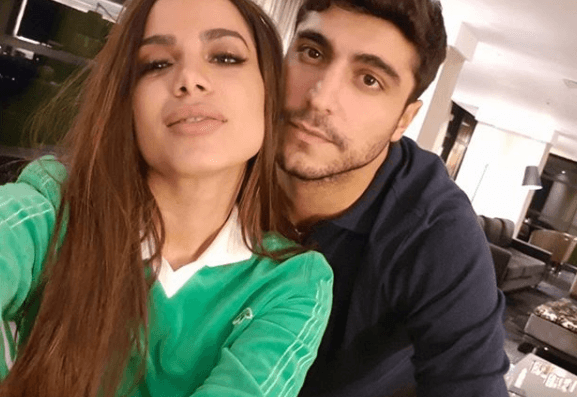 Anitta celebra aniversário do marido com festa à fantasia