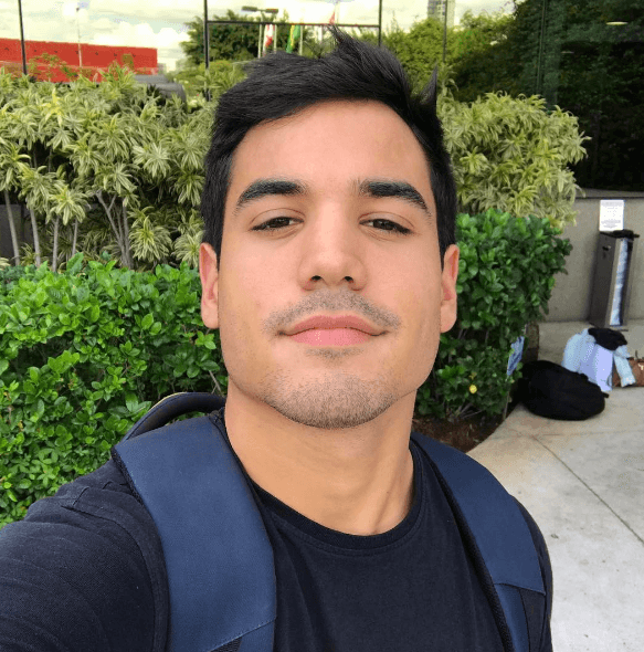 Galã, Bruno Gadiol, de Malhação - Viva a Diferença, adota novo visual e chama a atenção