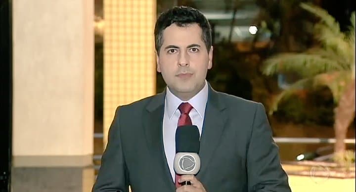 Repórter da Record é diagnosticado com doença, chora e faz desabafo emocionante