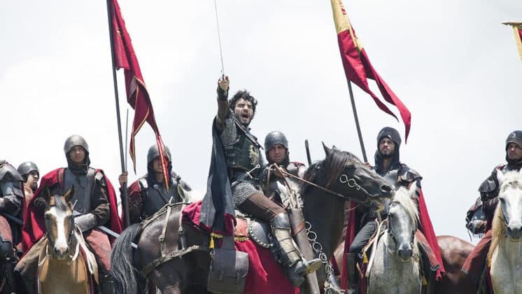 Romulo Estrela e Johnny Massaro comentam guerra de Deus Salve o Rei: 'Gosto de tudo que envolve esse conflito entre os irmãos'