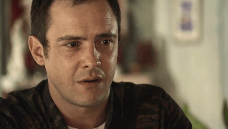 O Outro Lado do Paraíso: Gael revela crimes de Sophia para Clara e a deixa chocada
