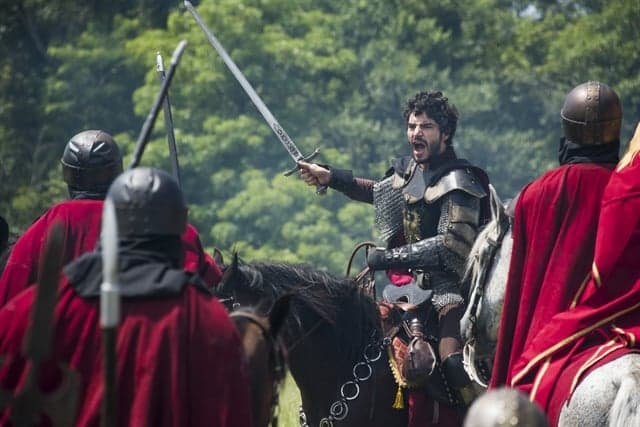 Caio Blat é retirado de novela e tem barraco com diretor de Deus Salve o Rei na Globo