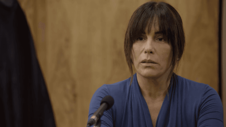 Aos 54 anos, Gloria Pires surge de biquíni em rede social, impressiona e coleciona elogios