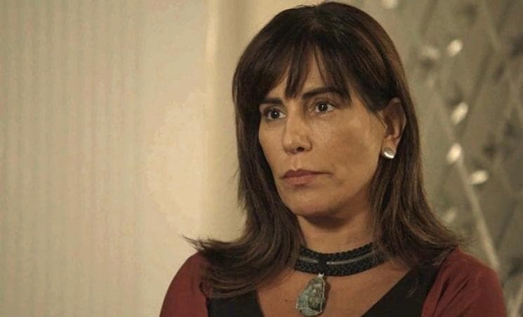 Beth abre o jogo e revela que preferiu Adriana do que Clara em O Outro Lado do Paraíso
