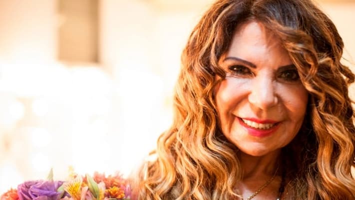 Elba Ramalho vai narrar chamadas de Onde Nascem os Fortes, nova supersérie da Globo. (Foto: Divulgação)