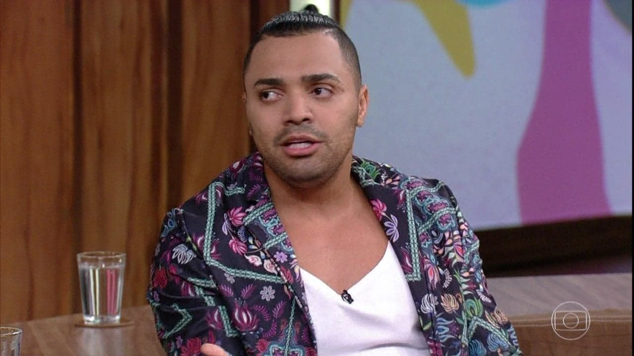 O humorista Tirullipa foi destaque no Altas Horas (Foto: Reprodução/TV Globo)