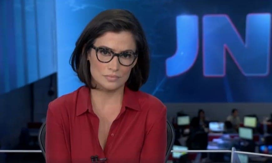 Globo saí em defesa de jornalista e acaba com boatos sobre roupa de Renata Vasconcellos