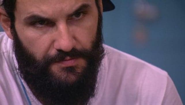 Participante choca ao revelar "agressividade no olhar" de Wagner no BBB18