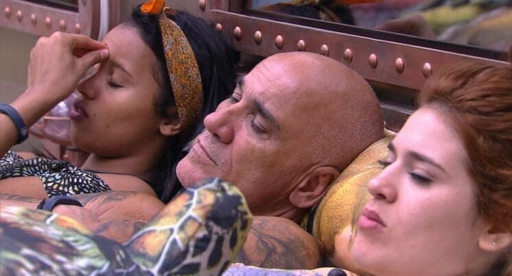 Gleici tem ataque de sinceridade com Ana Clara e fala sobre possibilidade de voto no BBB18