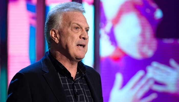 Globo interrompe gravações do programa Conversa com Bial