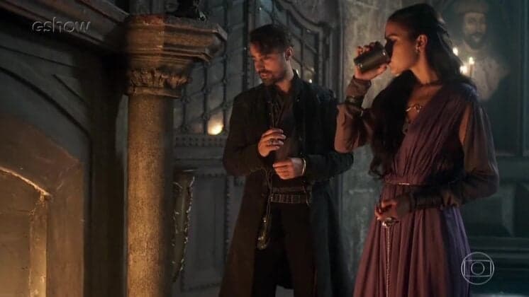 Deus Salve o Rei: Catarina decide engravidar de Virgílio e dizer que filho é do Rodolfo