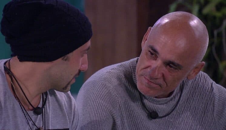 Ayrton faz afirmação sobre vida pessoal de Kaysar e sírio toma atitude no BBB18