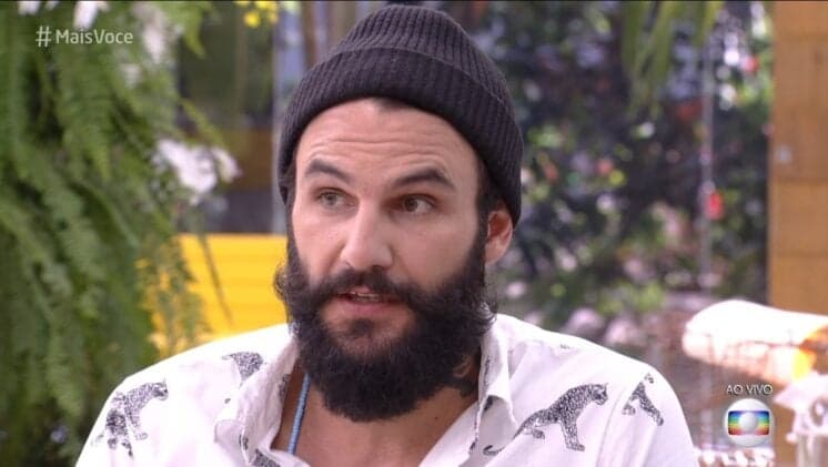 Colocado contra a parede, Wagner assume que não se apaixonou por Gleici no BBB18