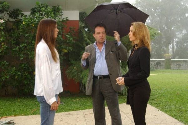 Globo picota Celebridade, muda trilha sonora e fãs reclamam das cenas marcantes