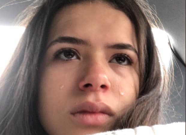 Maisa cai no choro ao expor doença na web e desabafa
