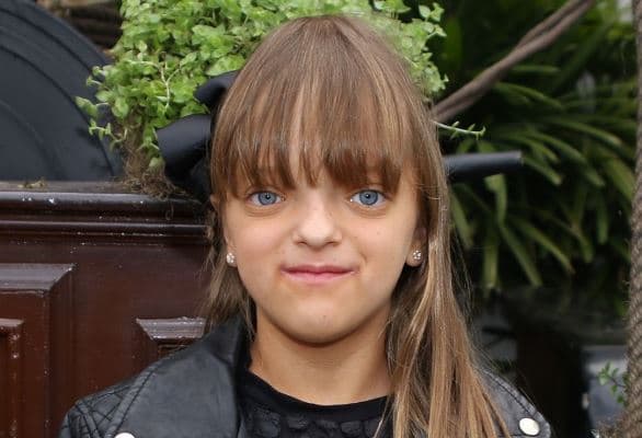 Rafa Justus estreia como atriz na TV, leva toda a família e famosos em pré-estreia