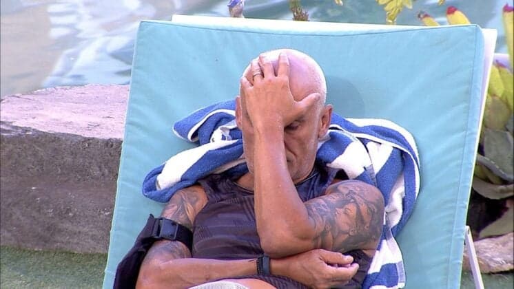 BBB18: Temendo o pior, Ayrton chora por causa de Ana Clara