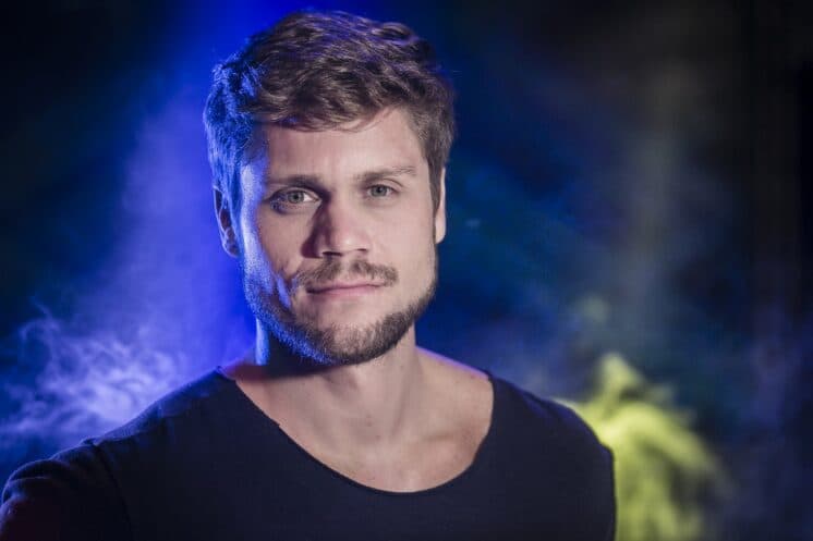 Ex-BBB Breno Simões sofre grave acidente e passa por cirurgia; saiba mais