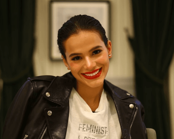 Bruna Marquezine manda indireta nas redes sociais e seguidor toma atitude; confira