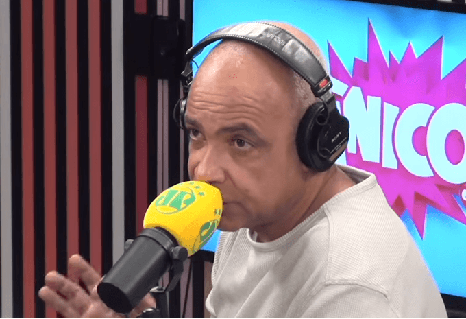 Ex-Casseta Cláudio Manoel revela que a Globo censurou piadas sobre Lula com medo do PT derrubar o canal; Silvio Santos também foi censurado