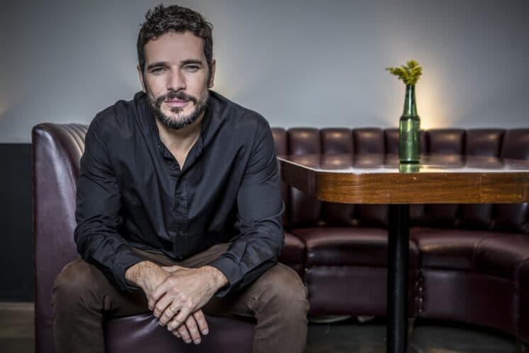 Reservado, Daniel de Oliveira quer viver longe das redes sociais: "Tô Fora"