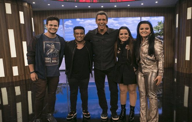 Tamanho Família emociona e repercute na web com homenagens