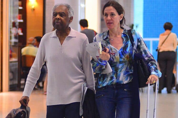 Conheça alguns casais famosos que não ligam para diferença de idade, mas são atacados